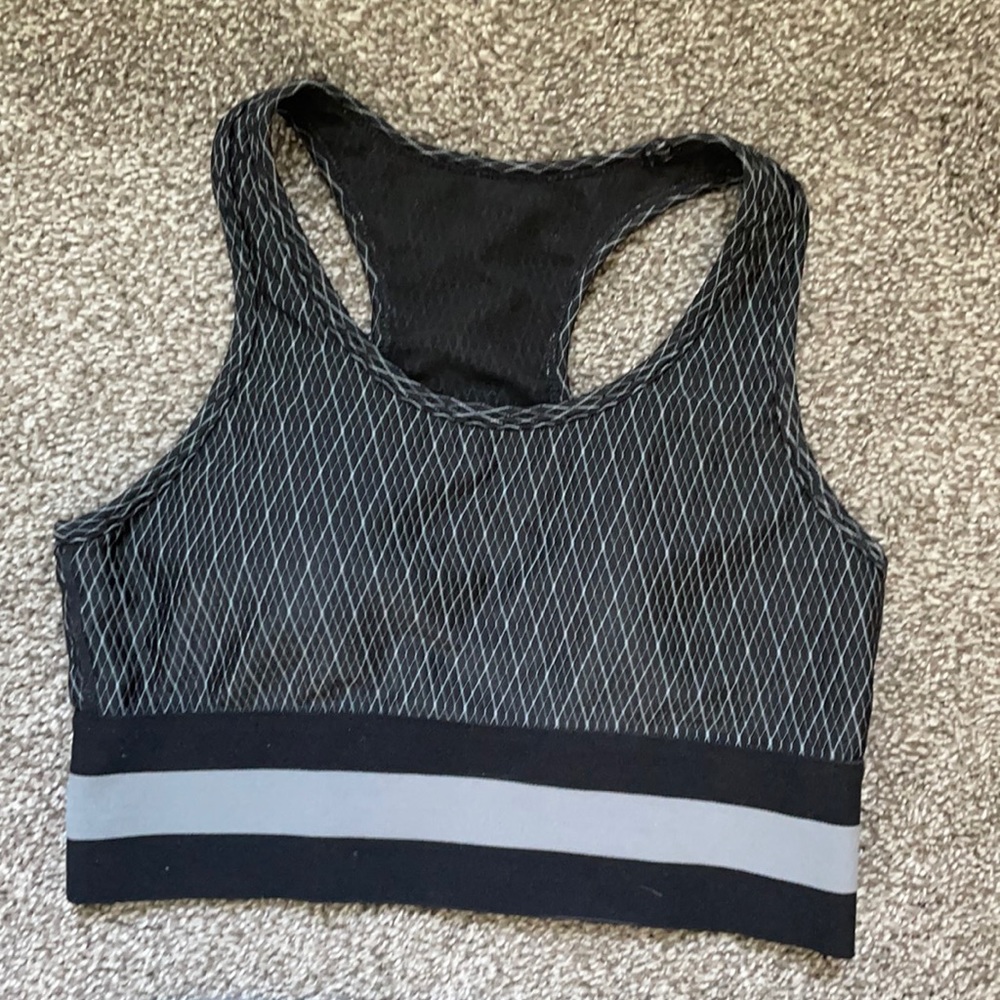 Gray and black sports bra and leggings set